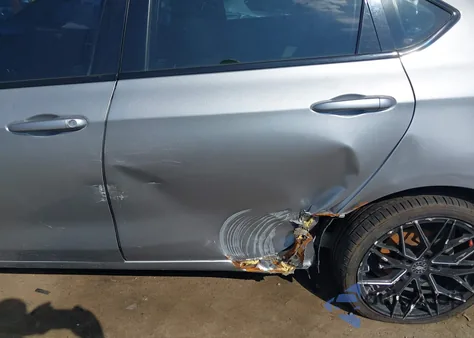 2015 Dodge Dart Sxt z USA, uszkodzony, nr VIN 1C3CDFBB1FD242272